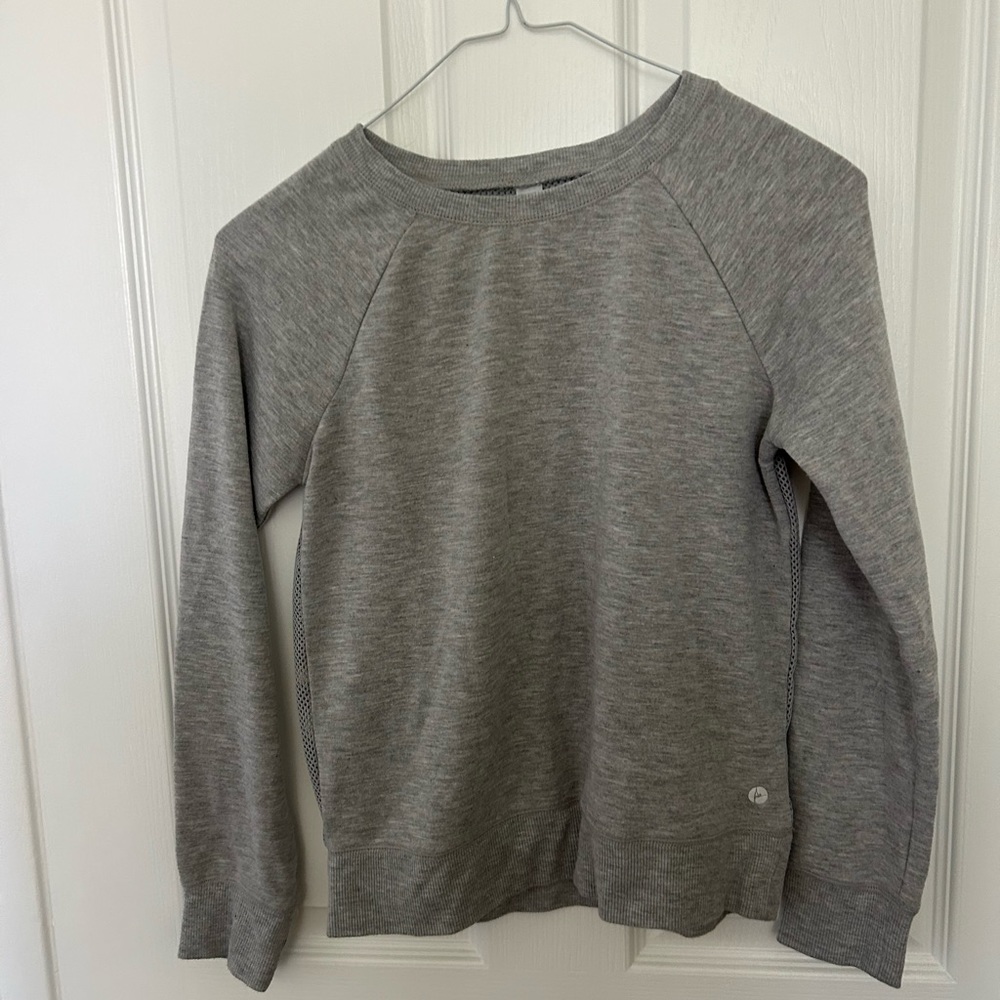 long sleeve workout shirt teen